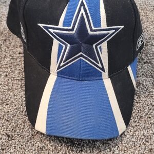 NFL Blue and Black Dallas Cowboys Hat Vintage